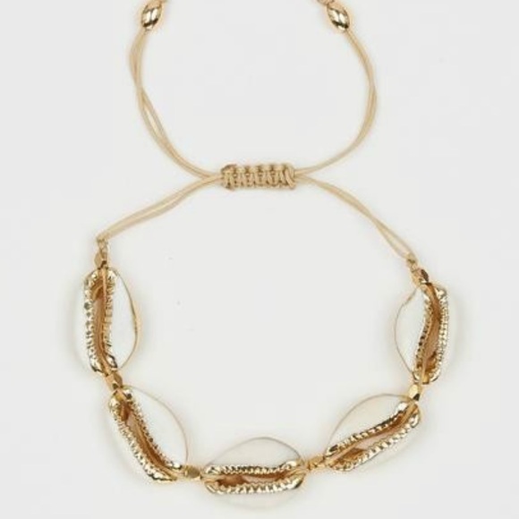 LAST ONE _ Gold Trim Cowrie Shell Bracelet - Picture 2 of 3